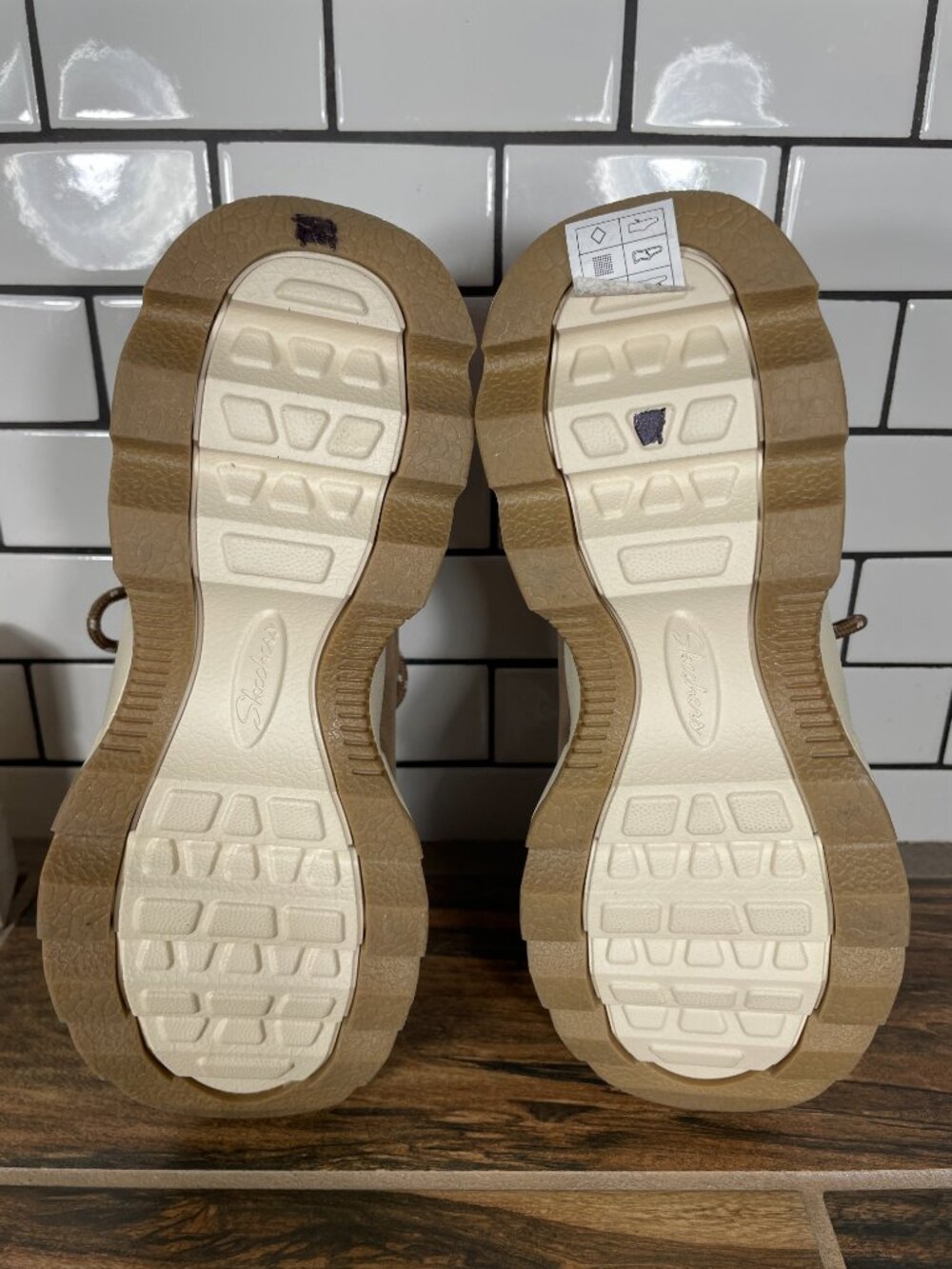 Skechers Big Lug Hiking Boot Shoes Womens Size 8 Chestnut Faux Fur Lined NEW - Picture 7 of 12